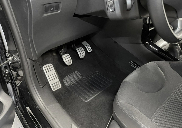 Citroen DS3 cena 38100 przebieg: 126000, rok produkcji 2015 z Maków Mazowiecki małe 631